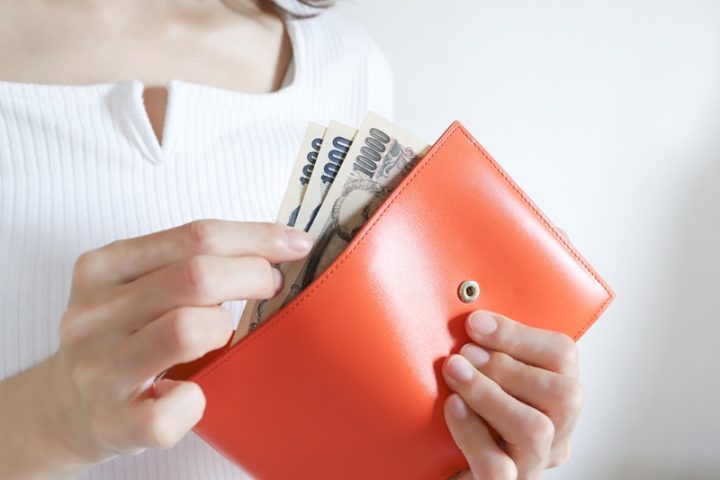 ボーナスの使い道はどう決める？年齢別の使い道や失敗しないためのポイントを紹介