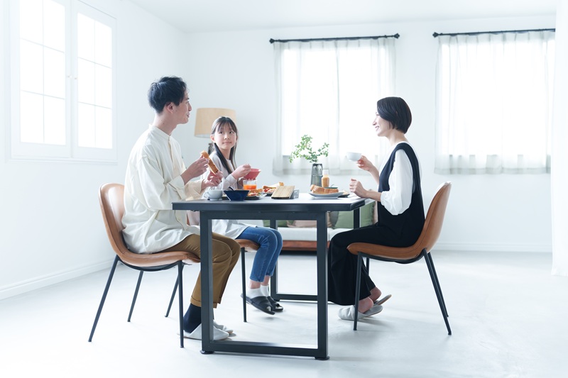 3人家族の生活費の平均はどれくらい？節約の方法や見直しのポイントを紹介