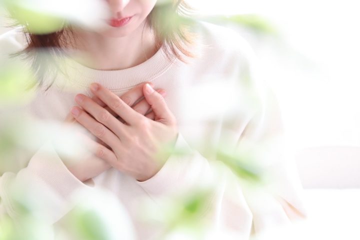 ネガティブな人とはどんな人？特徴や思考を切り替える方法について